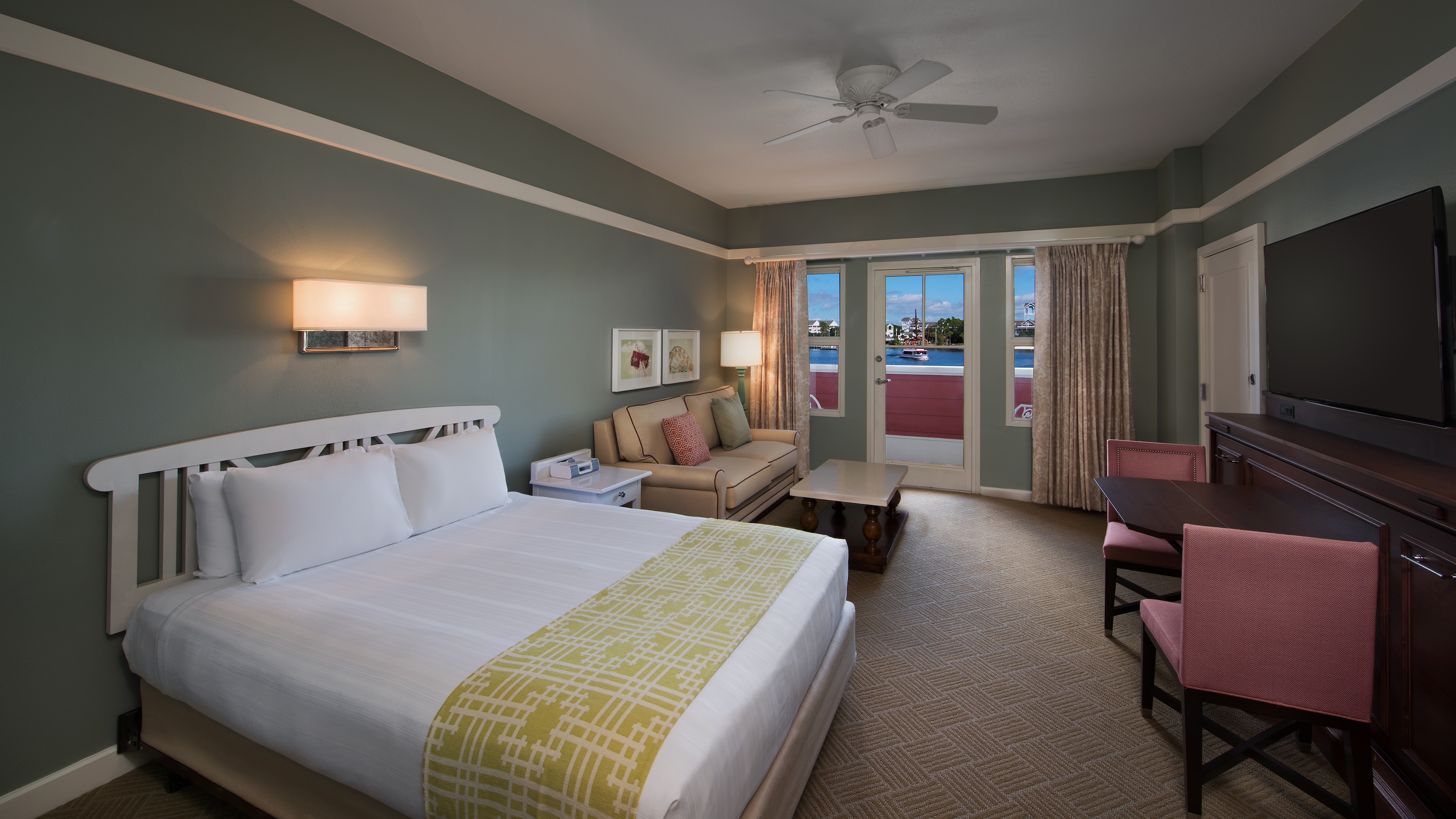 Rooms & Points | Disney's Boardwalk Villas | Disney Vacation Club